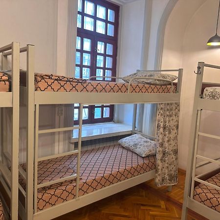 Flora Music & Art Hostel Baku Luaran gambar