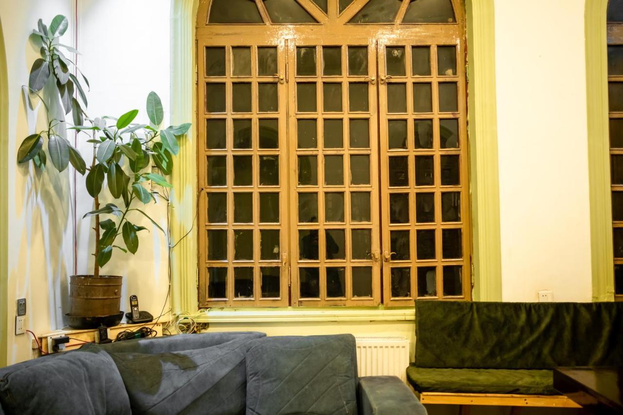Flora Music & Art Hostel Baku Luaran gambar